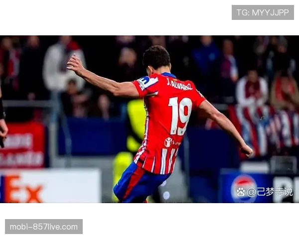 欧冠争议判罚趋势 身体接触与点球判罚边界模糊