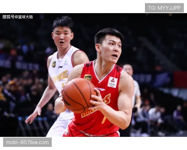 豪斯首秀交出21+6+6+5全面数据，北控外线防守强度大幅提升